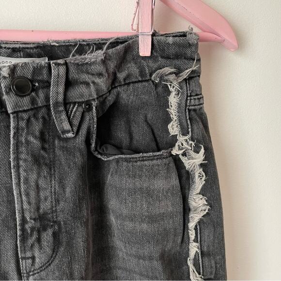 Good American Jeans - Picture 3 of 7